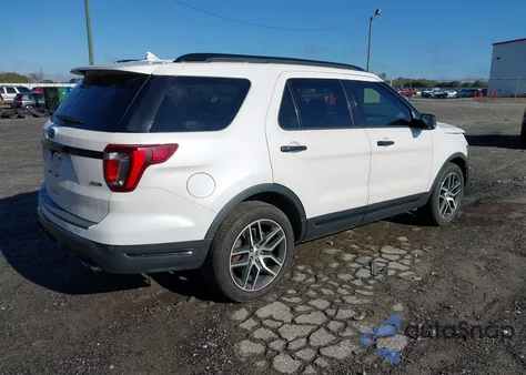 2019 Ford Explorer Sport z USA, uszkodzony, nr VIN 1FM5K8GT5KGA97264